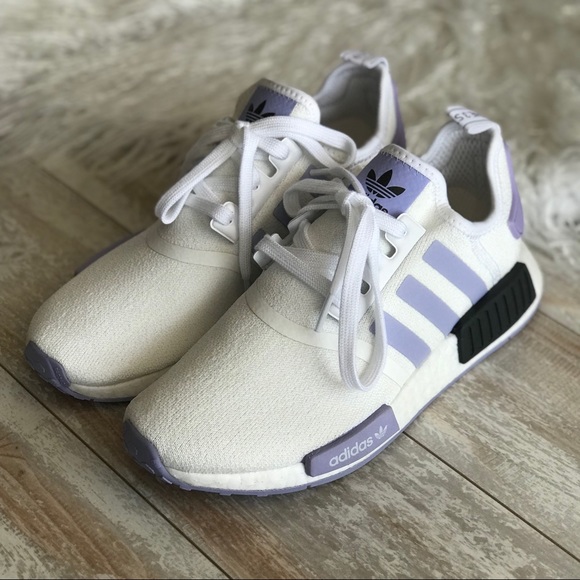 NWT Adidas NMD_R1 Women’s Shoes - Picture 3 of 7